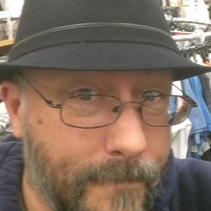 Meet your Posher, Eric